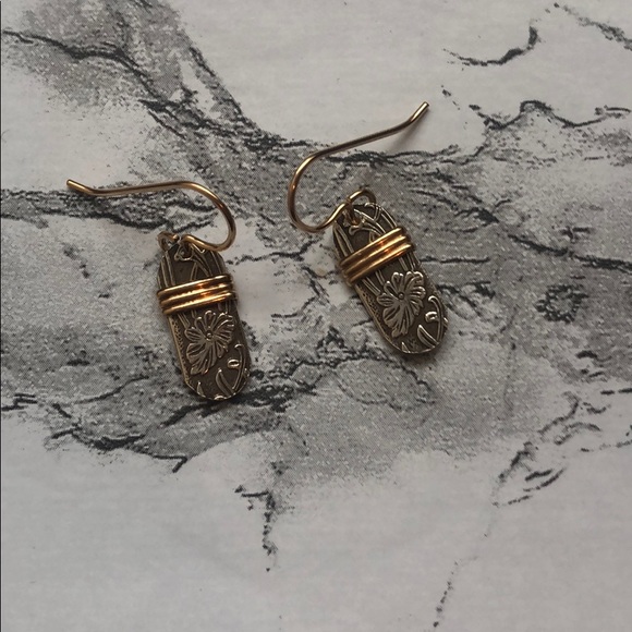 Oblong Detailed Earrings in Silver and Gold - Picture 2 of 3